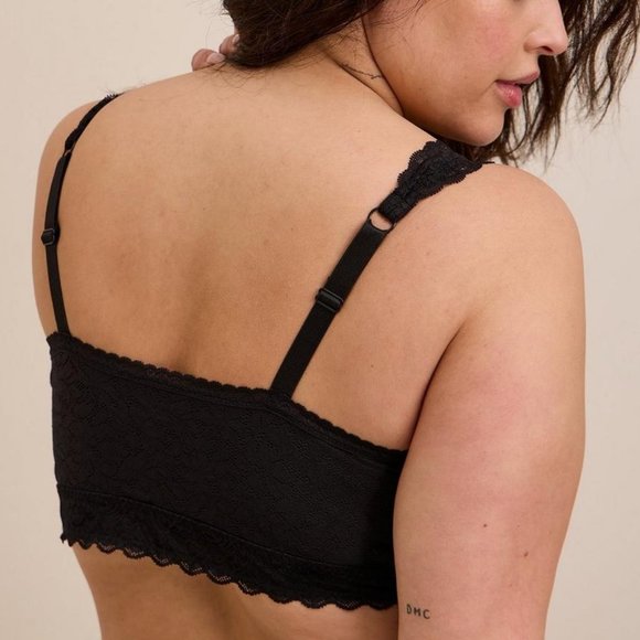 NWT TORRID BRALETTE UNLINED 4-WAY STRETCH BLACK LACE - AMAZING SUPPORT & COMFORT - Picture 3 of 10